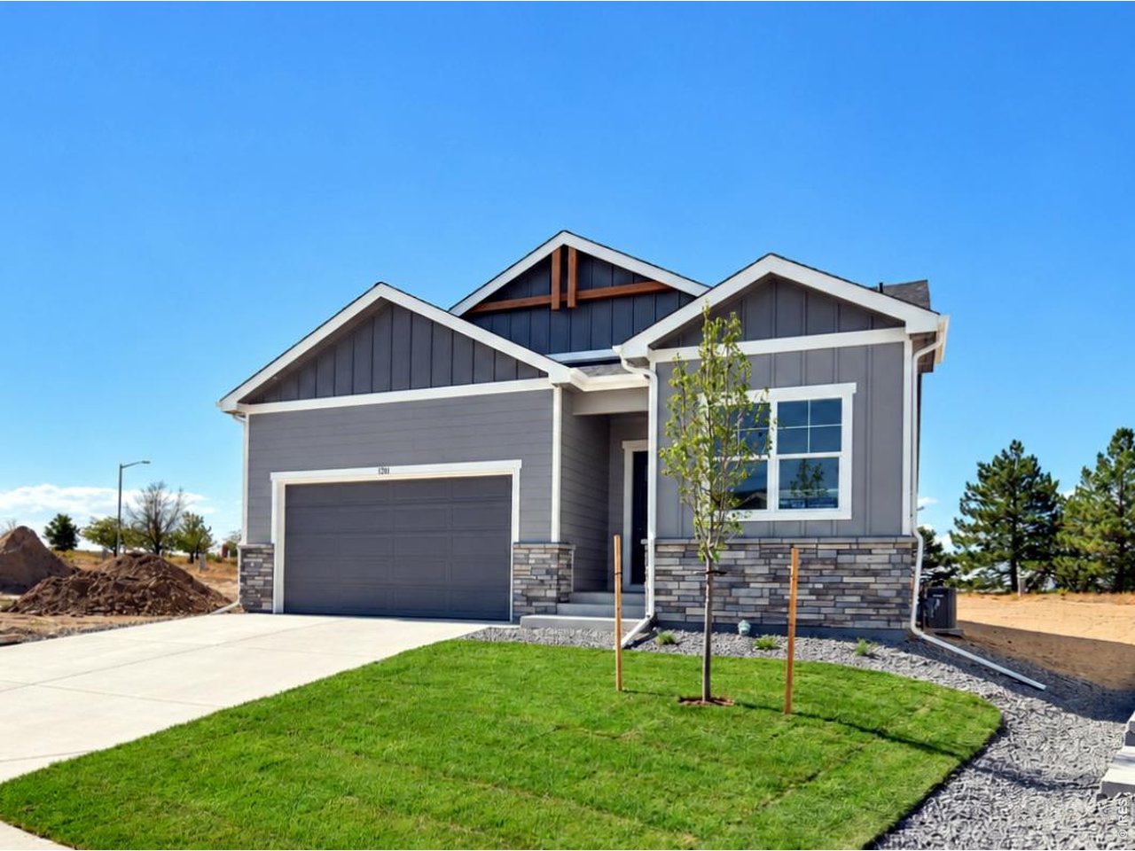 1201 106th Ave