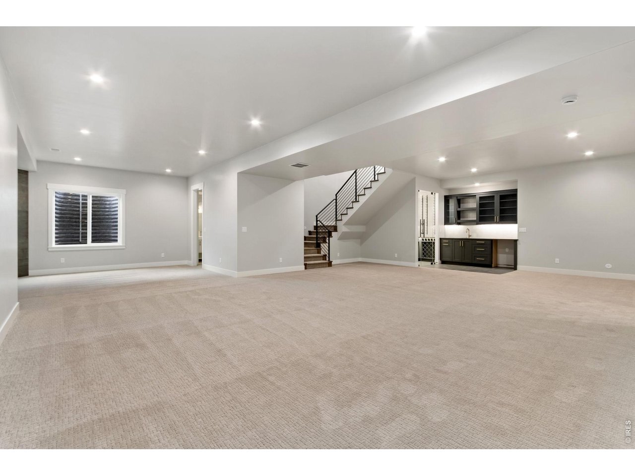 6325 Sanctuary Dr