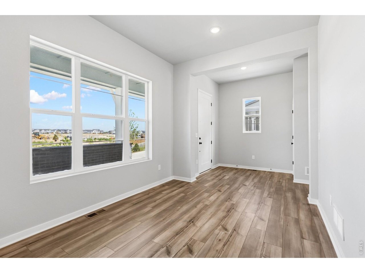 2749 Blue Iris Dr