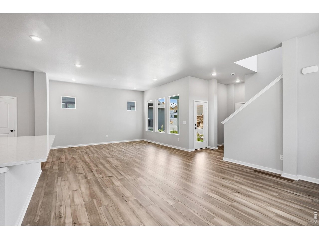 2749 Blue Iris Dr