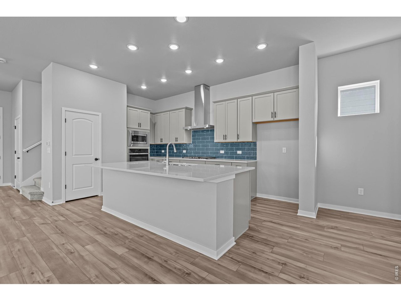 2769 Blue Iris Dr