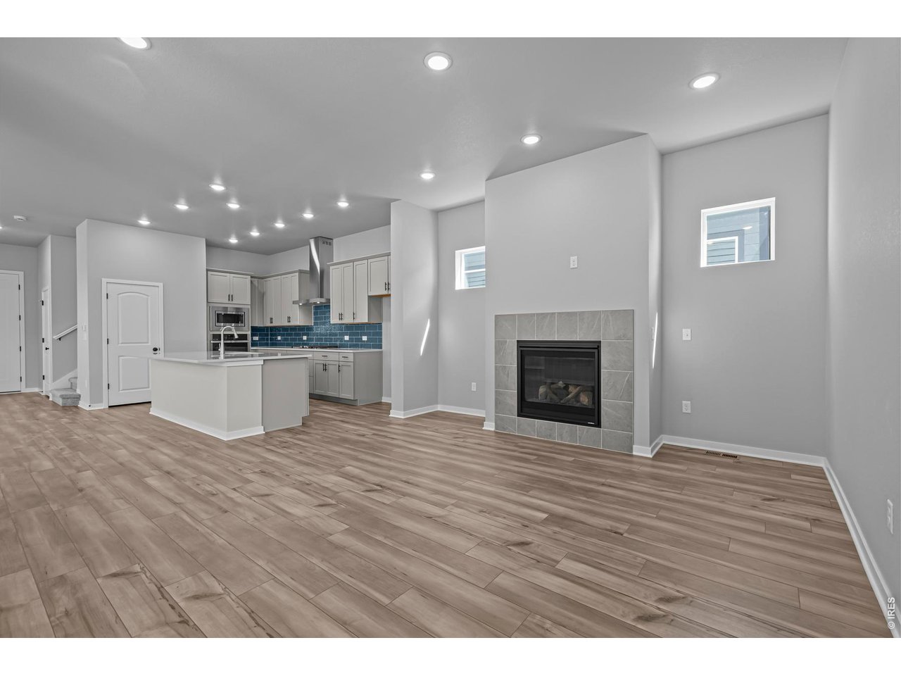 2769 Blue Iris Dr