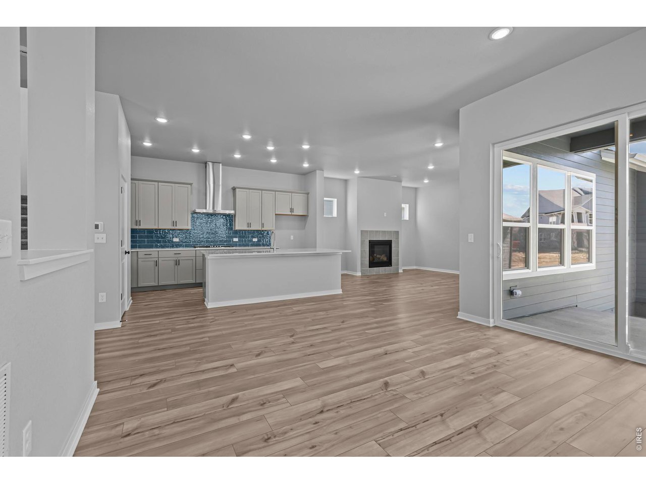 2769 Blue Iris Dr