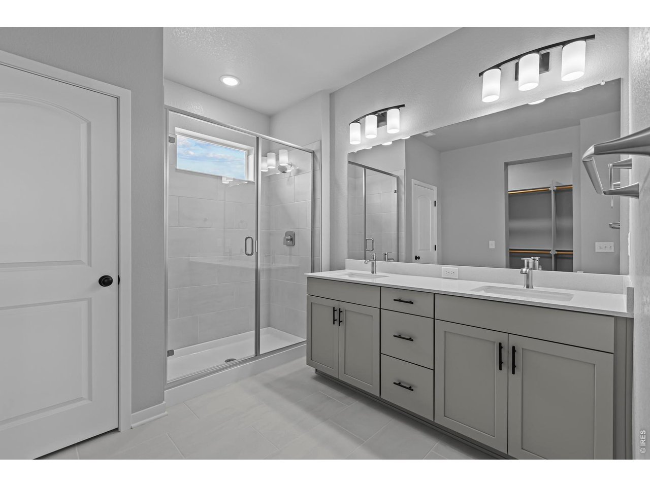 2769 Blue Iris Dr