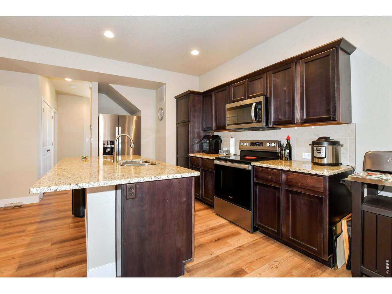 3163 Da Vinci Dr