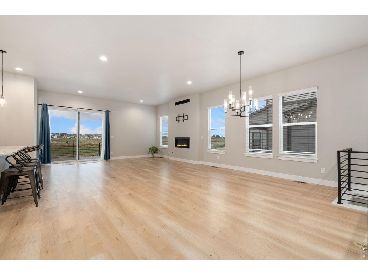 1232 Kitchel Lake Pkwy