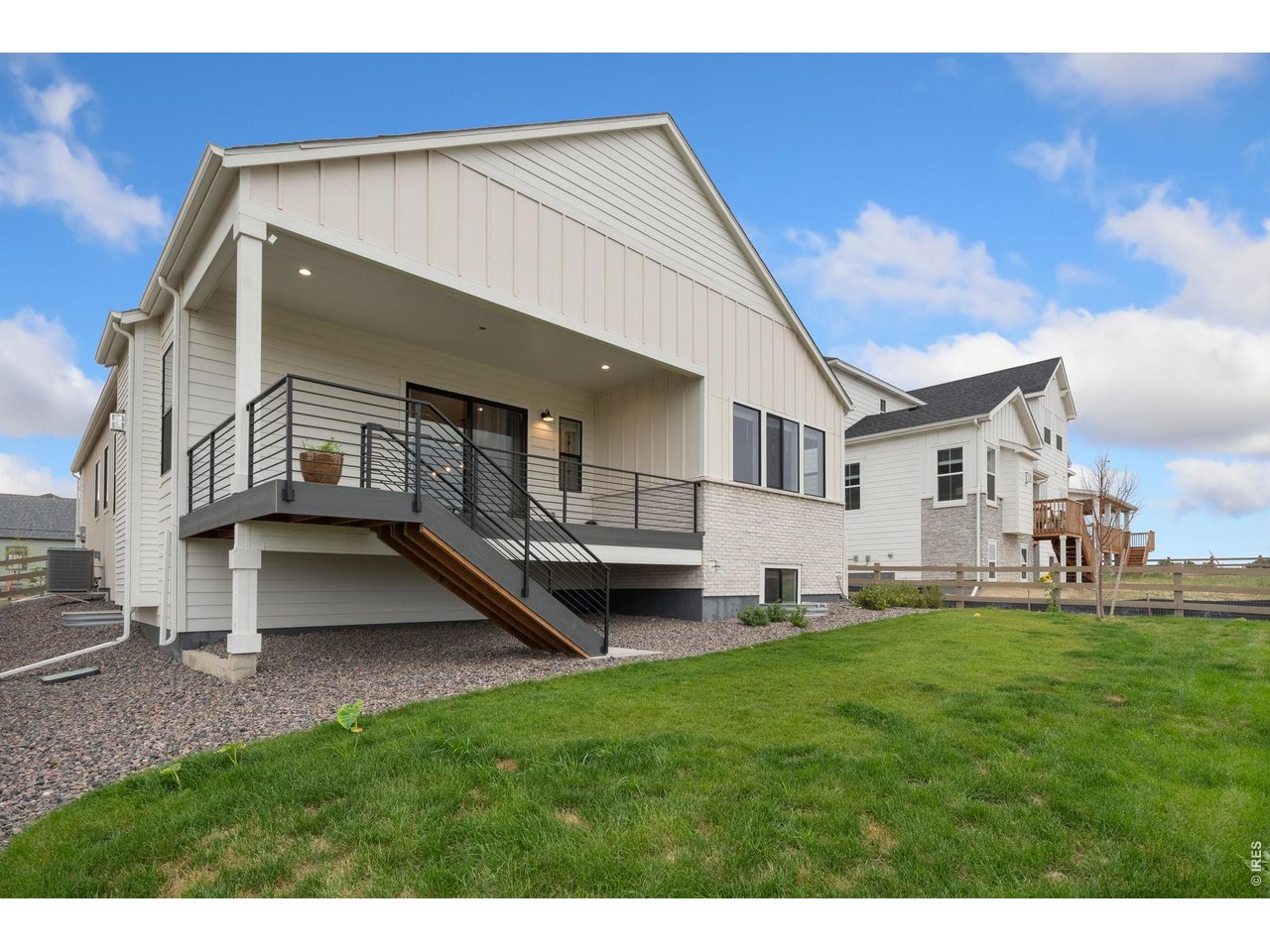 1232 Kitchel Lake Pkwy