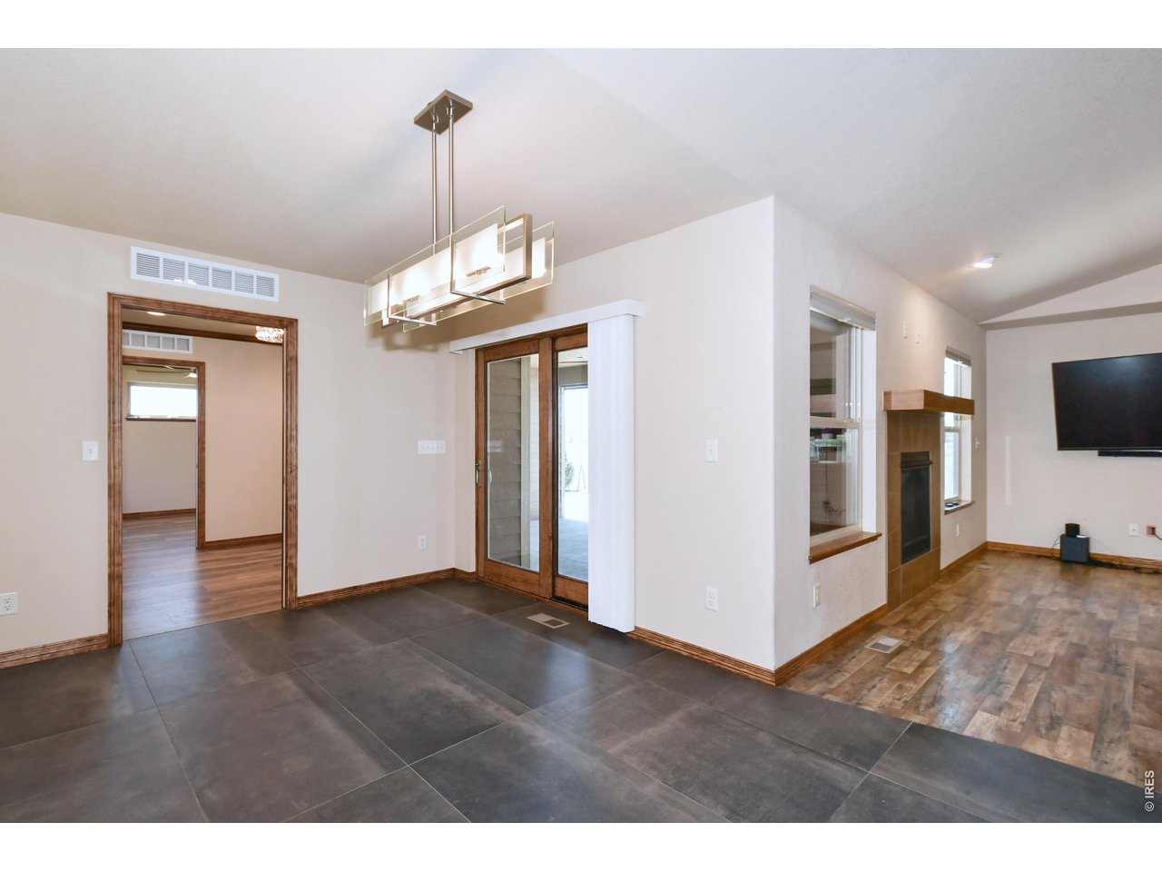 4479 Bragg Ln