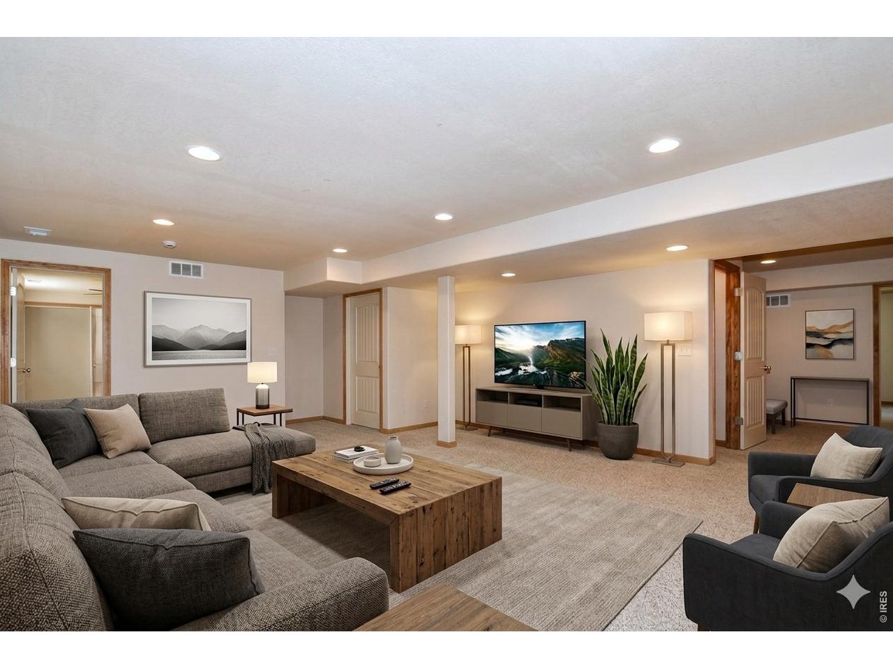 4479 Bragg Ln