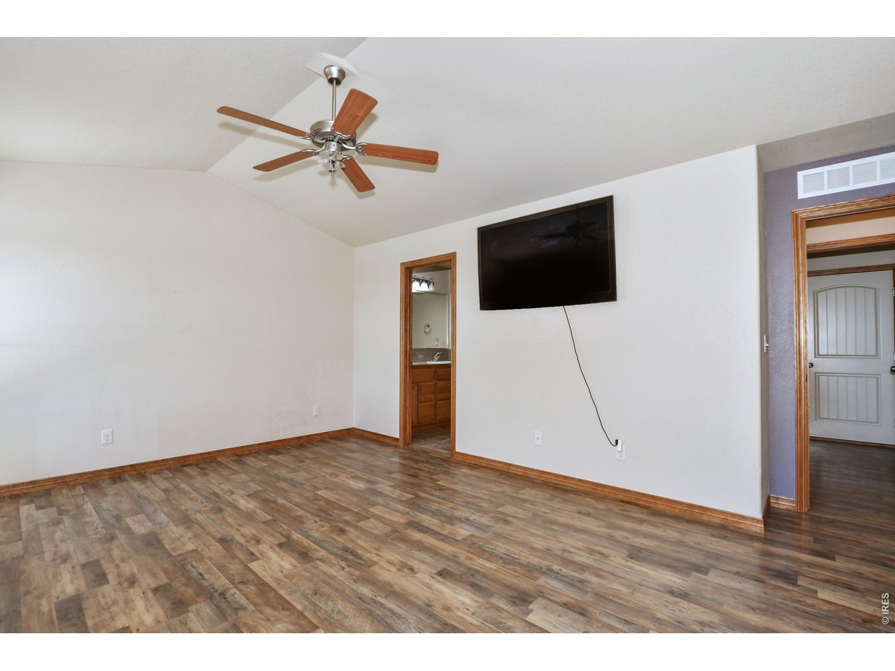 4479 Bragg Ln