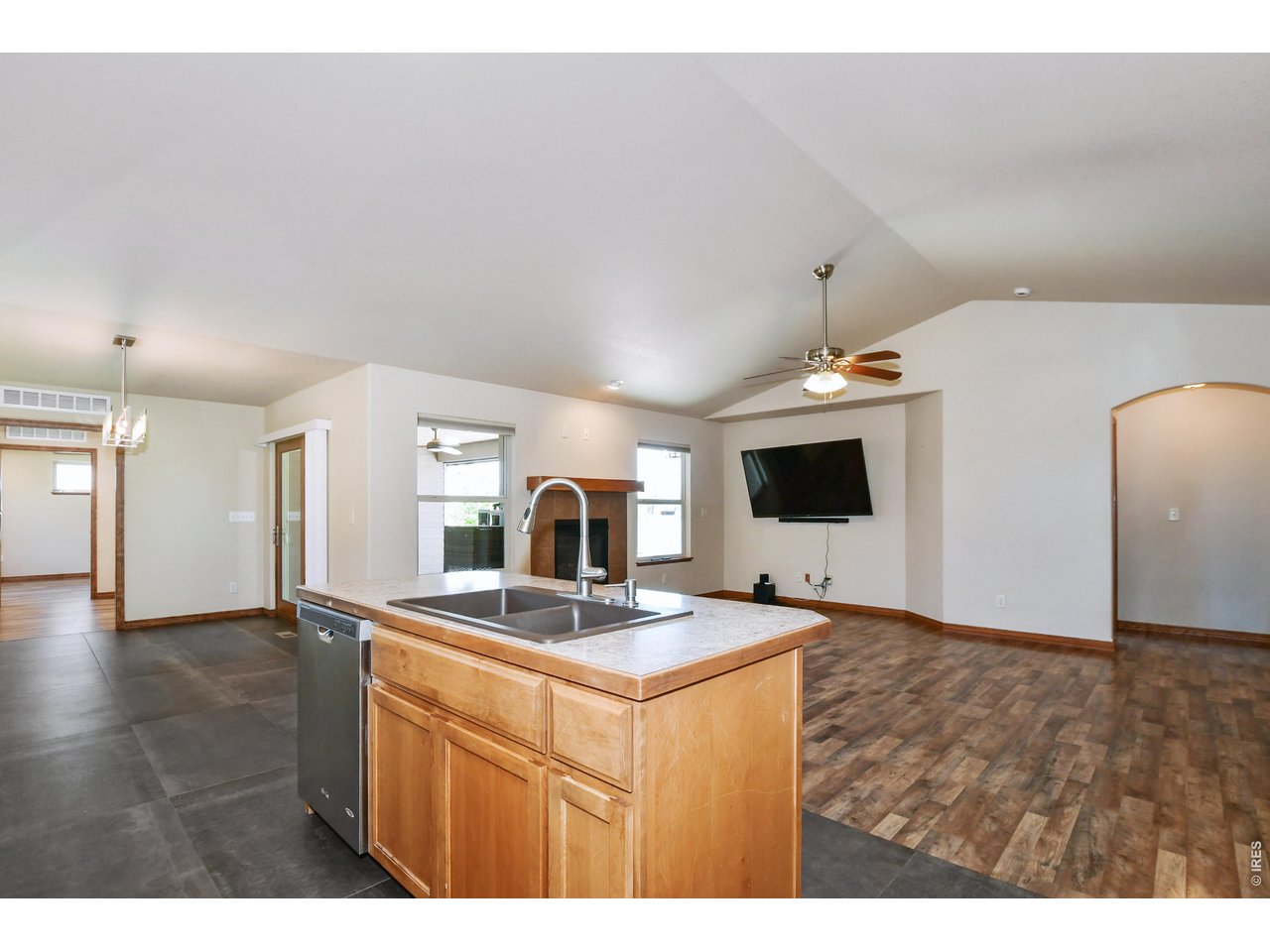 4479 Bragg Ln
