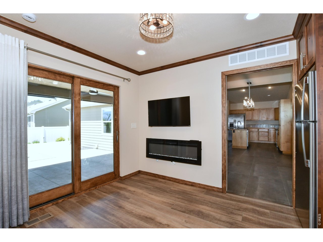 4479 Bragg Ln