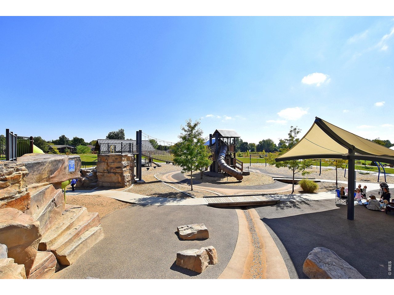 3242 Sedgwick Cir