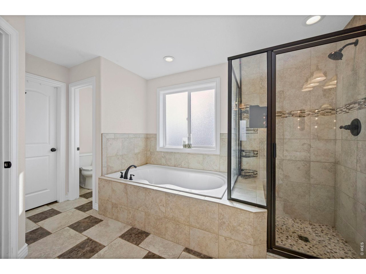 1302 Park Ridge Dr