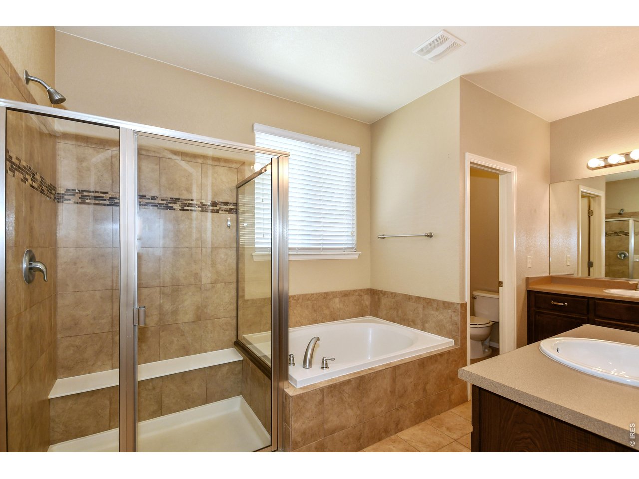 2157 Longfin Dr