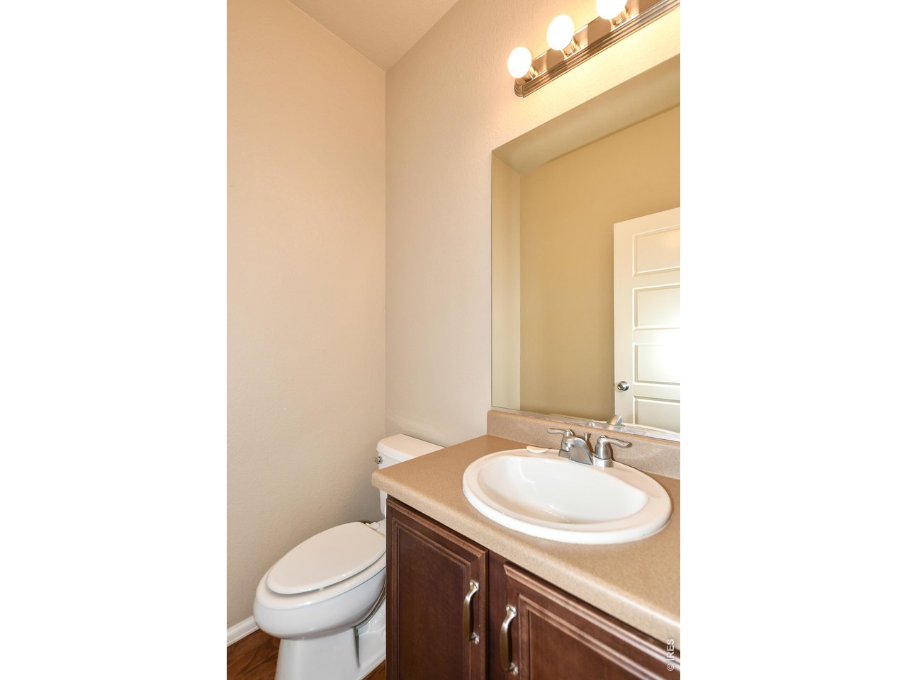 2157 Longfin Dr