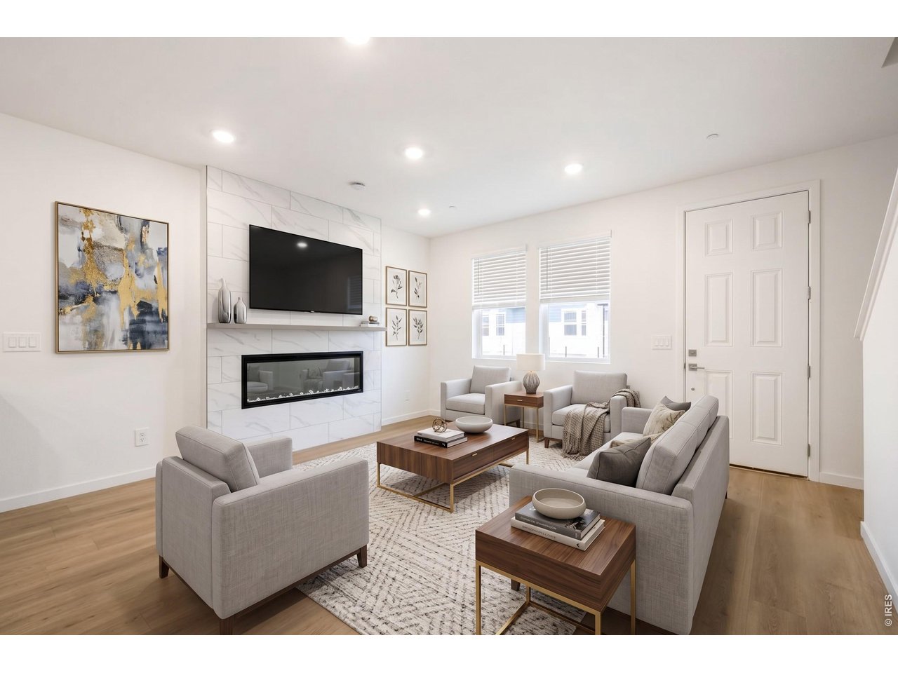 2817 Bear Springs Cir