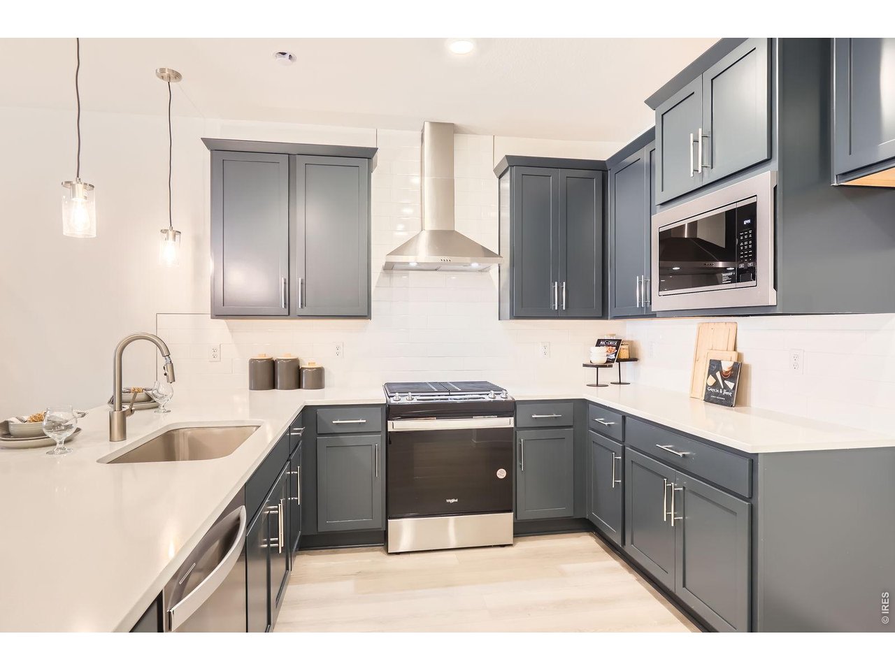 2844 Bear Springs Cir