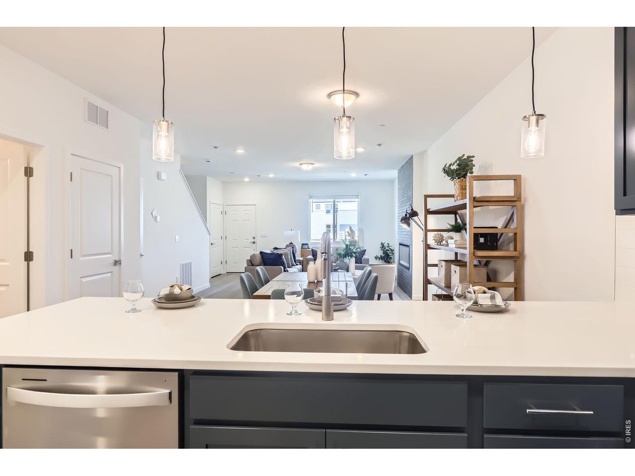 2844 Bear Springs Cir