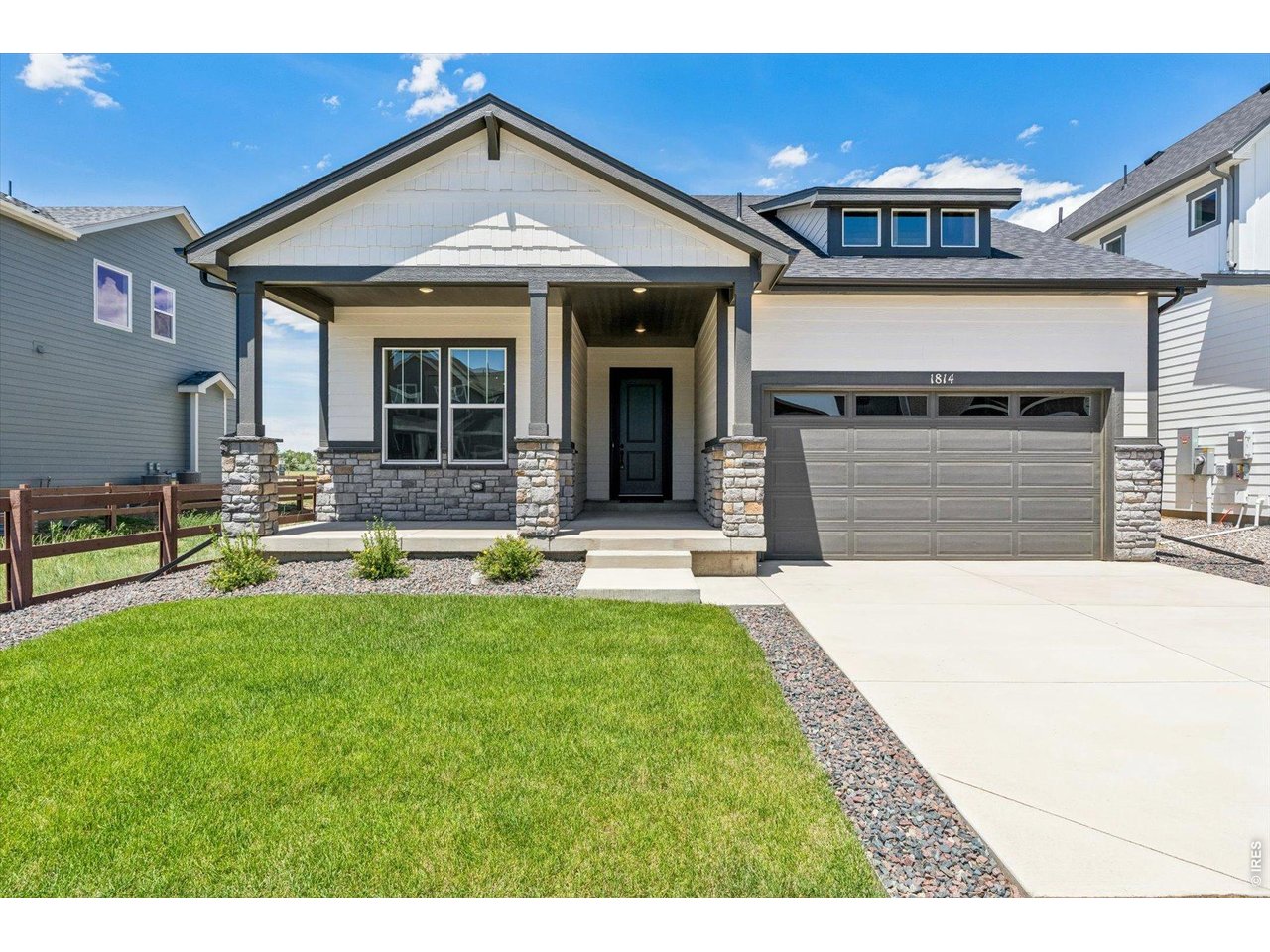 1814 Cord Grass Dr