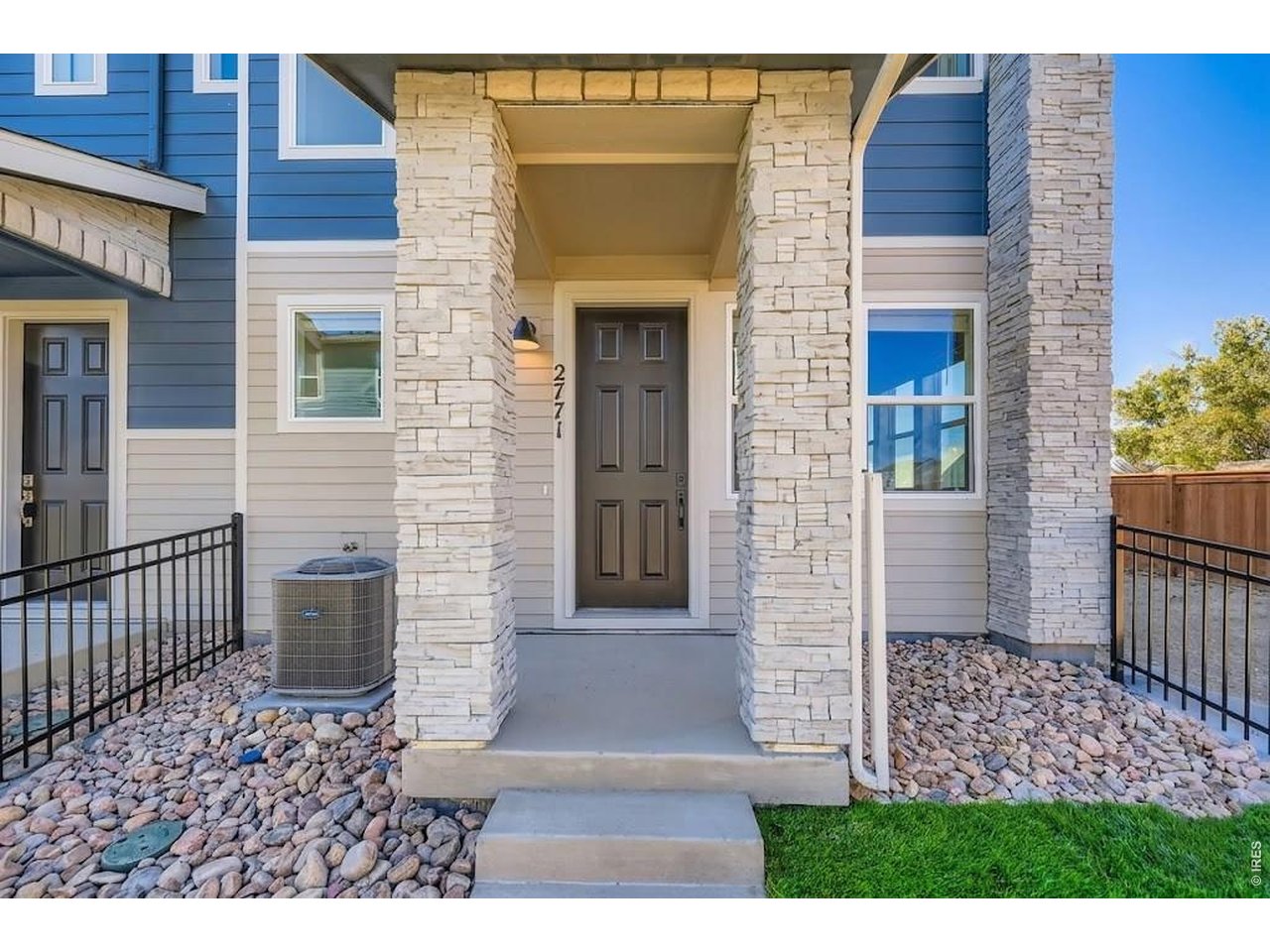 2841 Bear Springs Cir