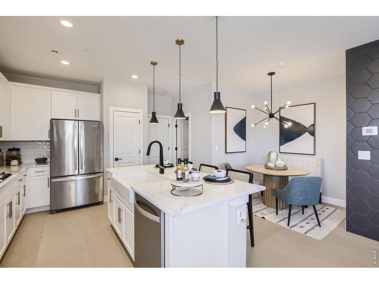 2841 Bear Springs Cir
