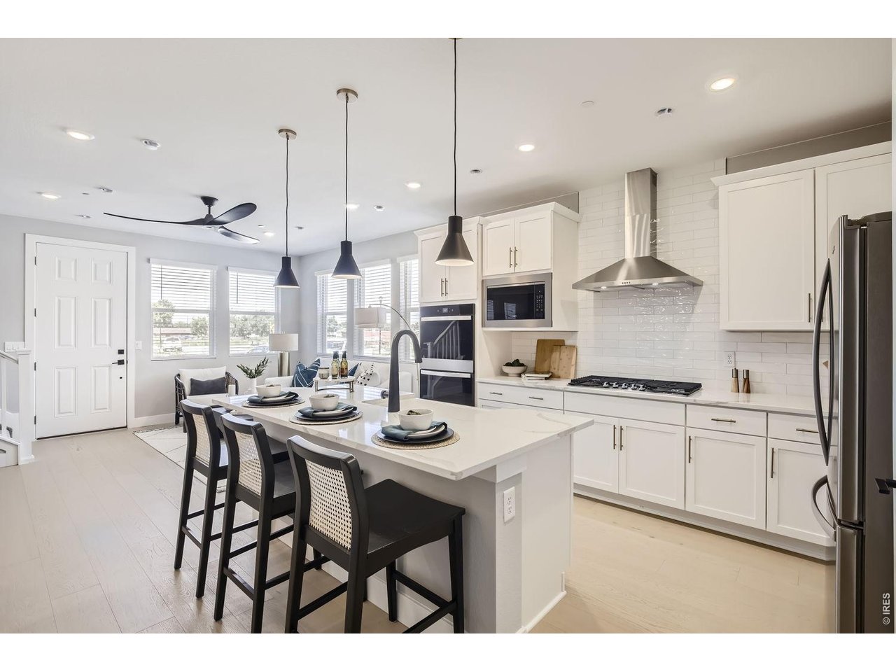2841 Bear Springs Cir