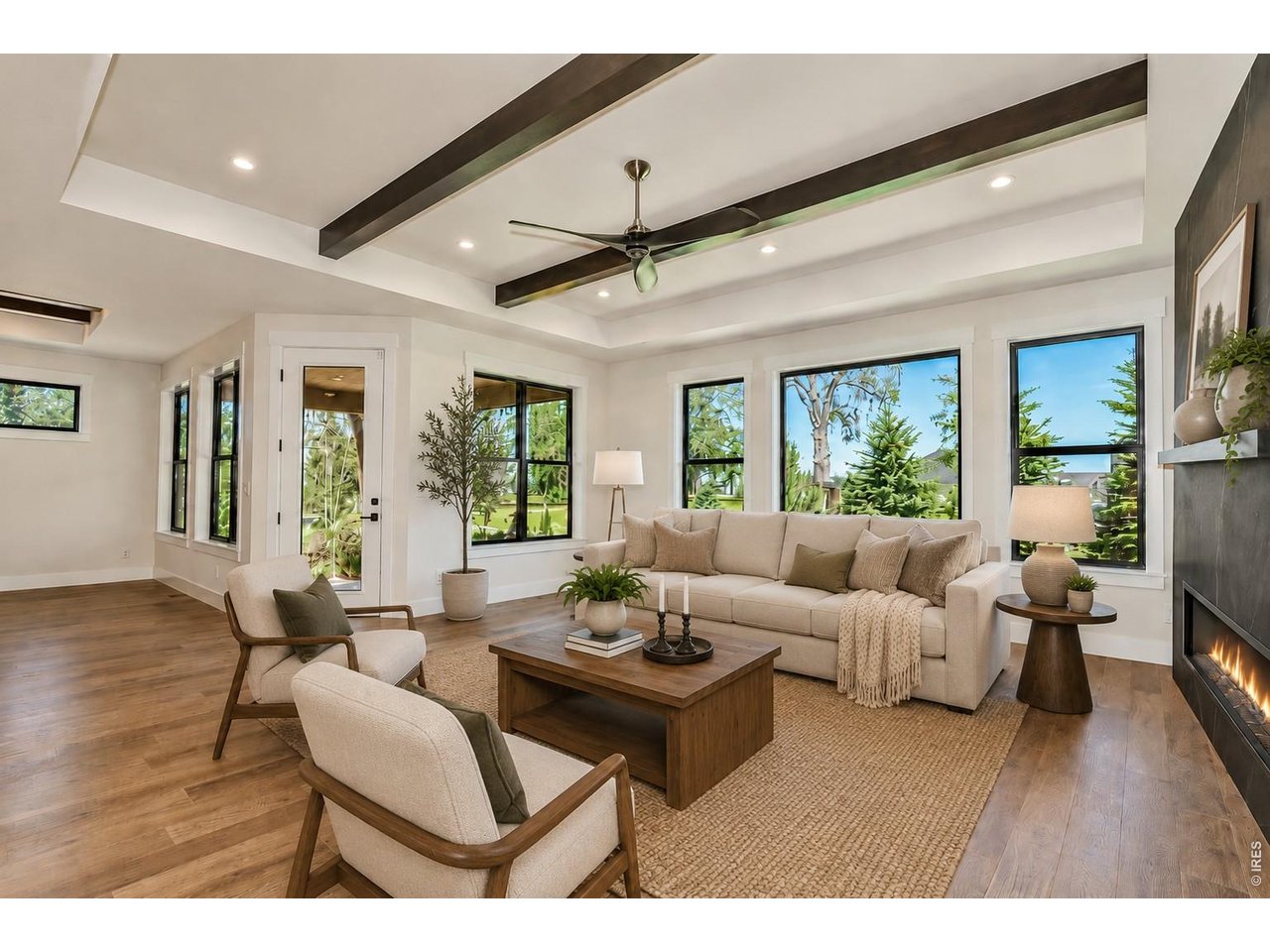 1222 Eliza Ave