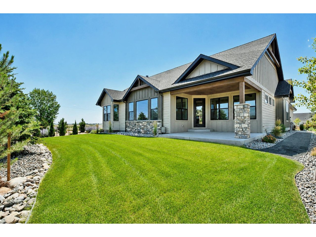 1222 Eliza Ave