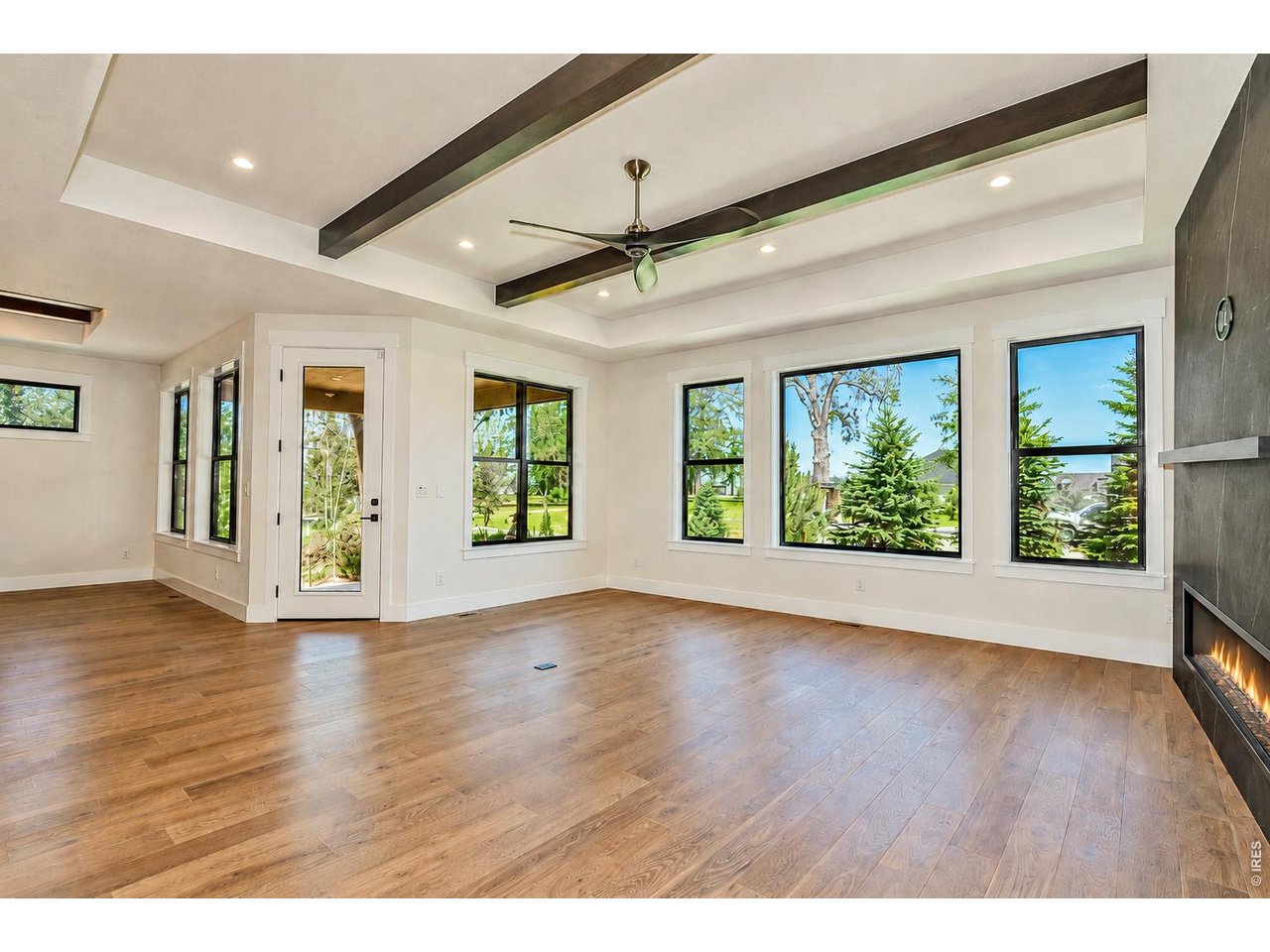 1222 Eliza Ave
