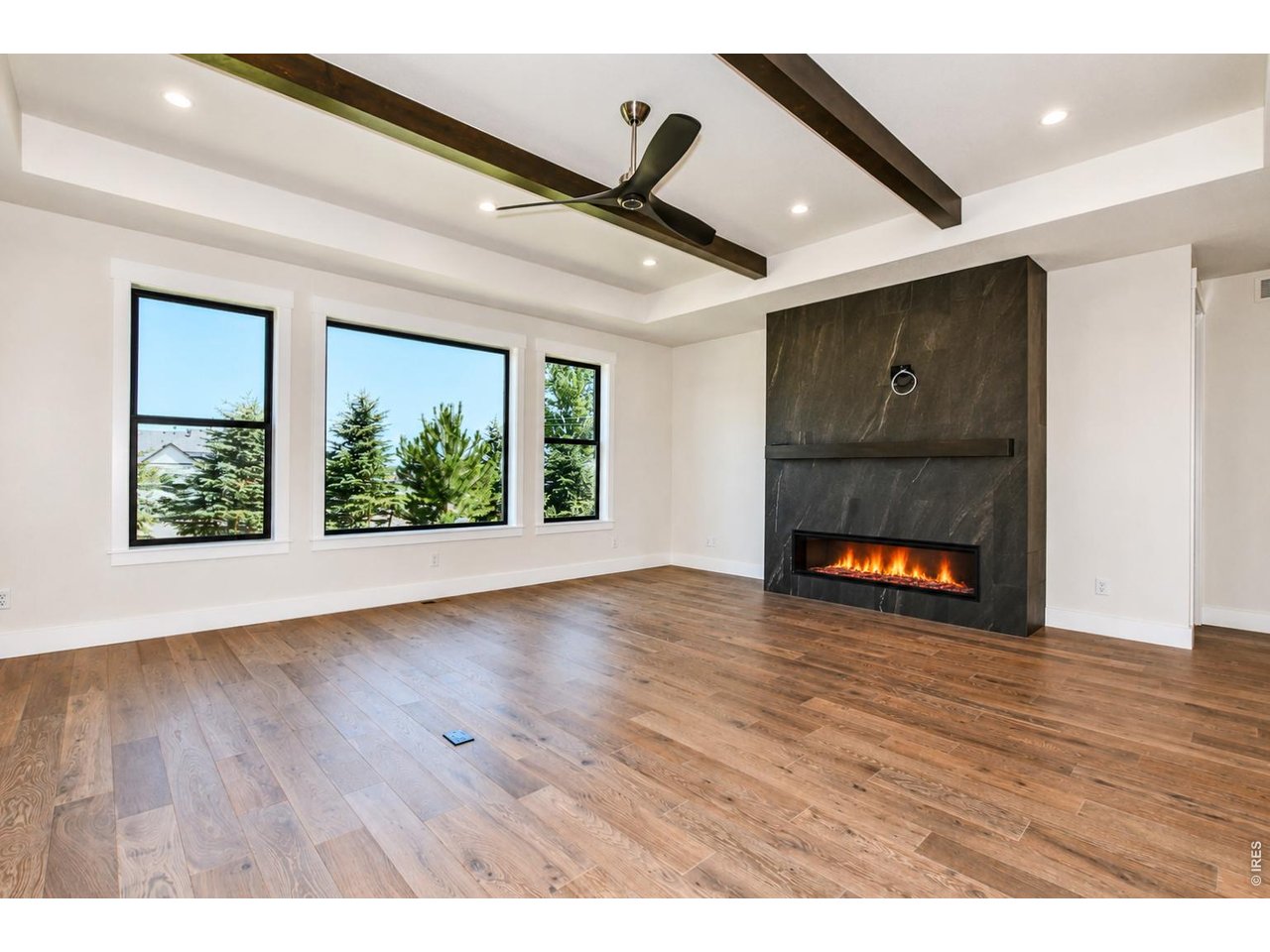 1222 Eliza Ave