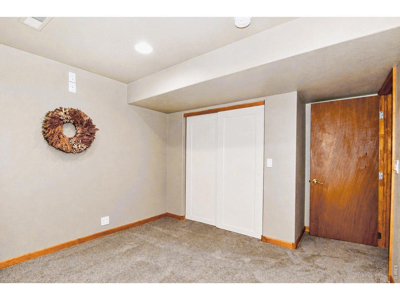 2280 Birdie Way