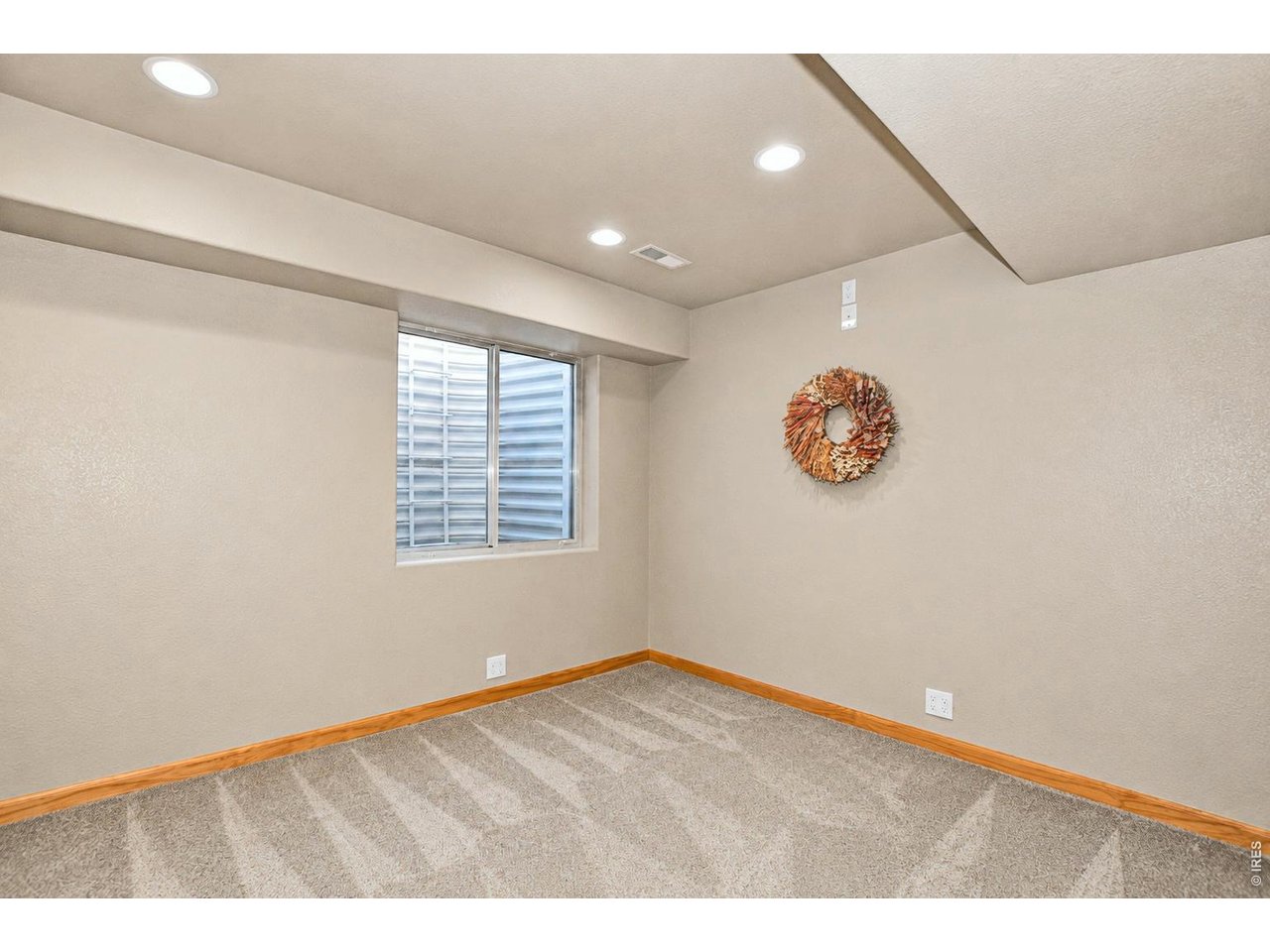 2280 Birdie Way