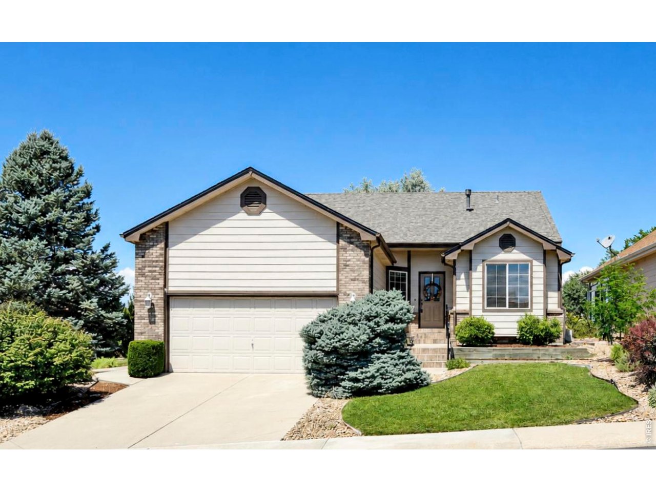 2280 Birdie Way