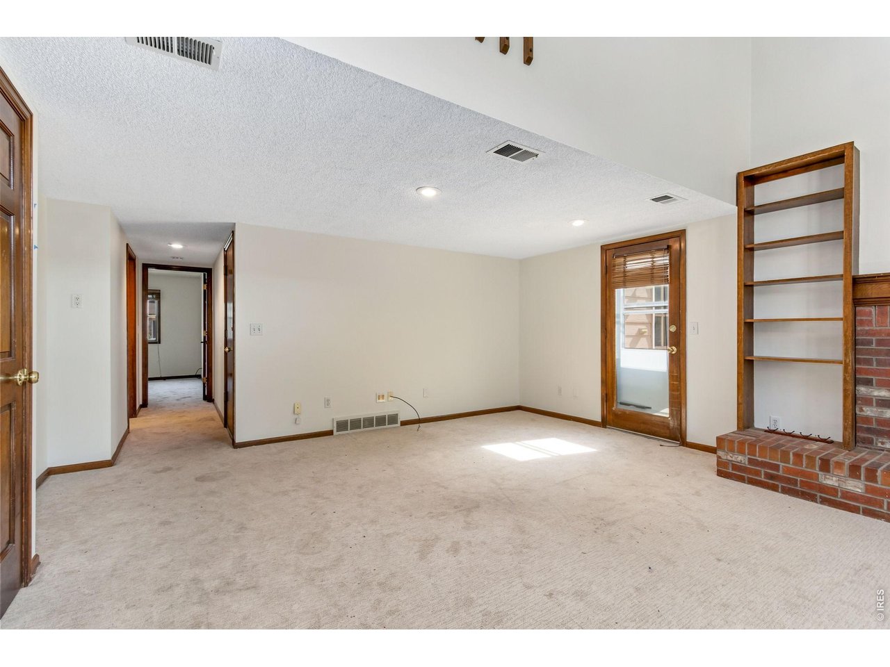 1337 Ticonderoga Dr
