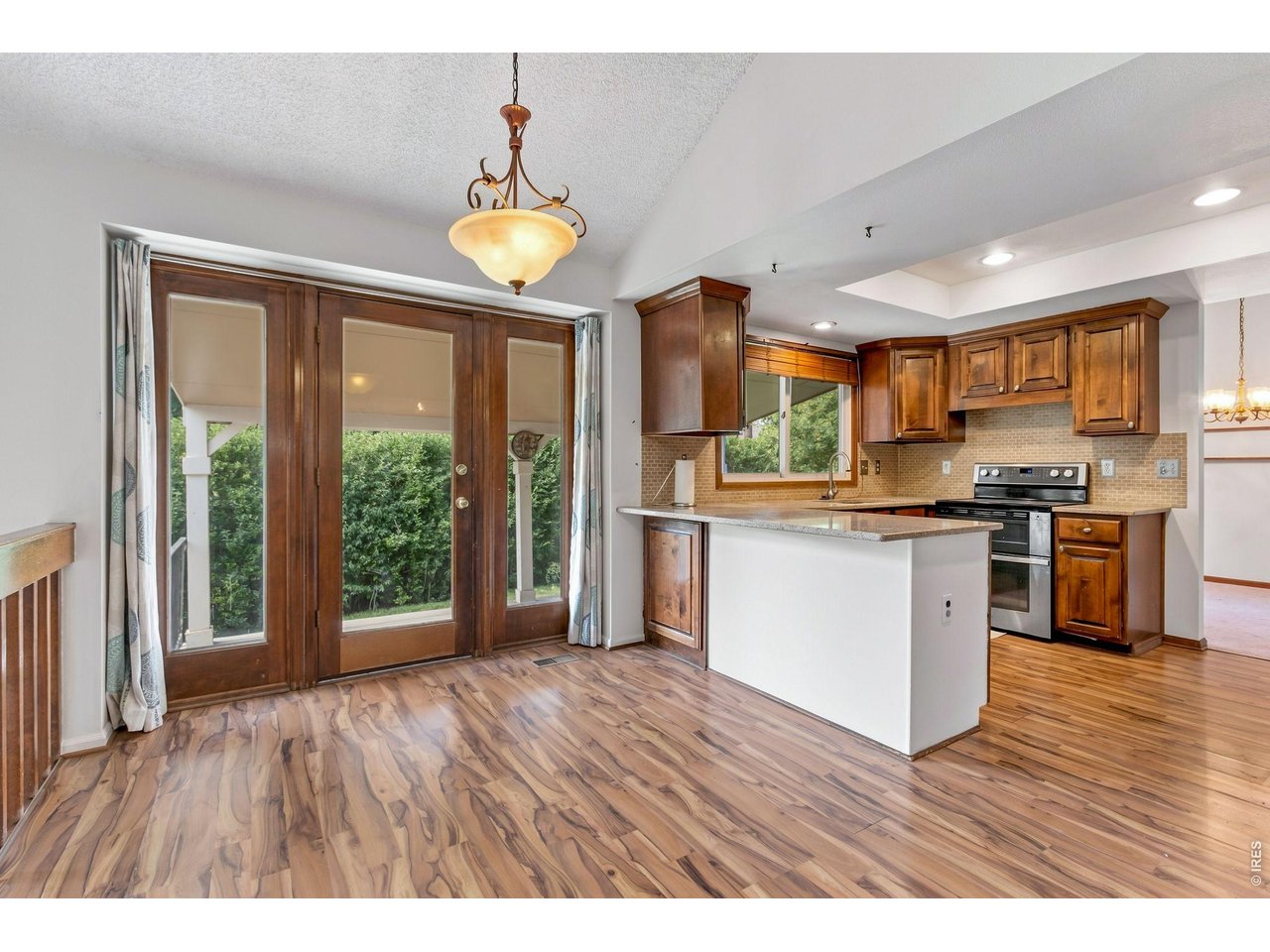 1337 Ticonderoga Dr