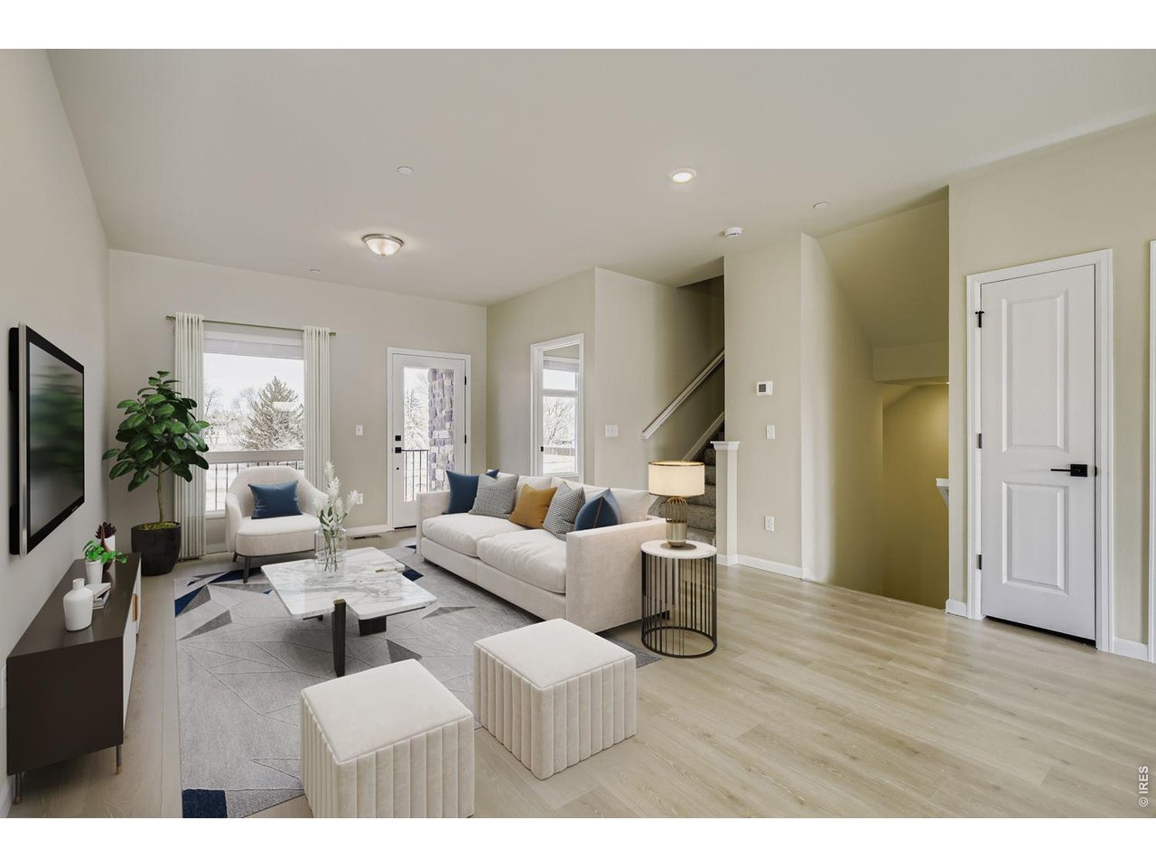 1003 Schlagel St 7