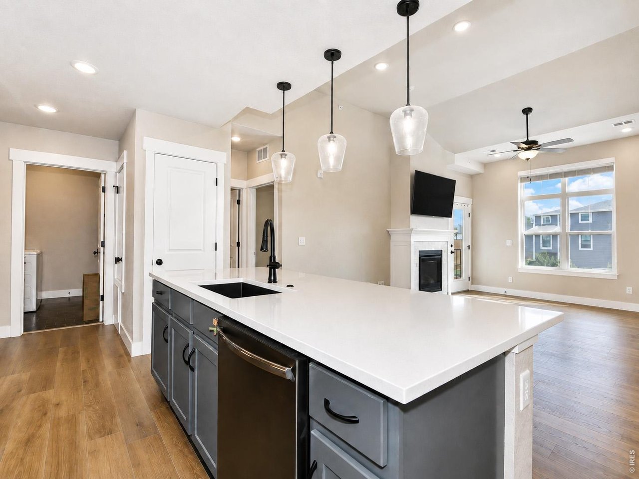 3425 Triano Creek Dr 203