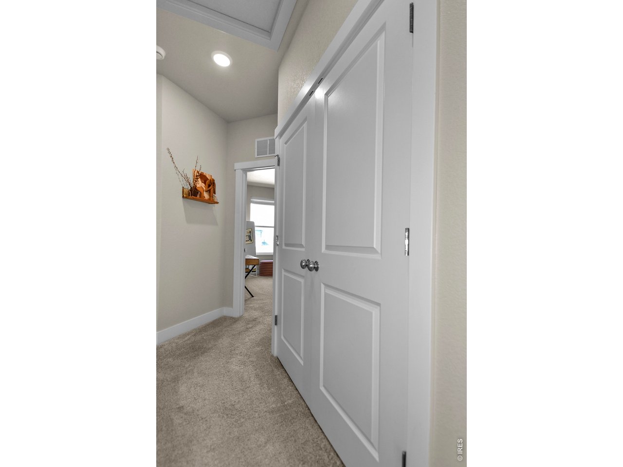 6826 School House Dr 203