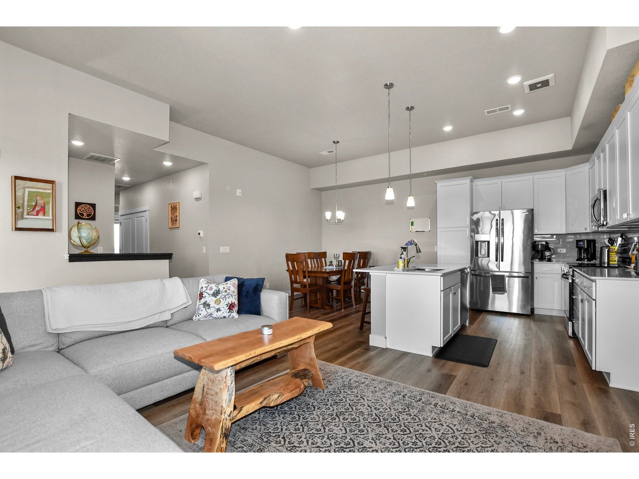 6826 School House Dr 203