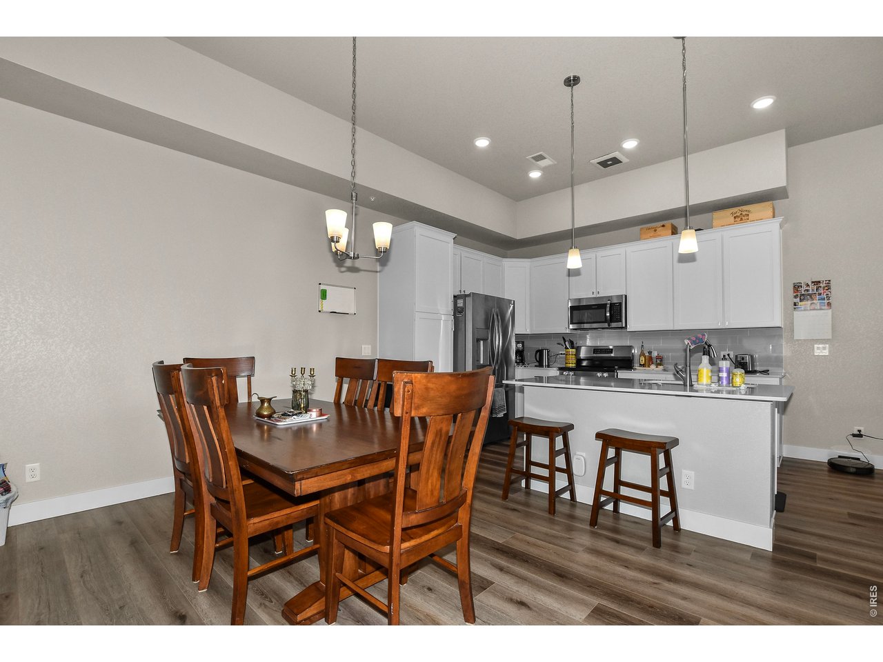 6826 School House Dr 203