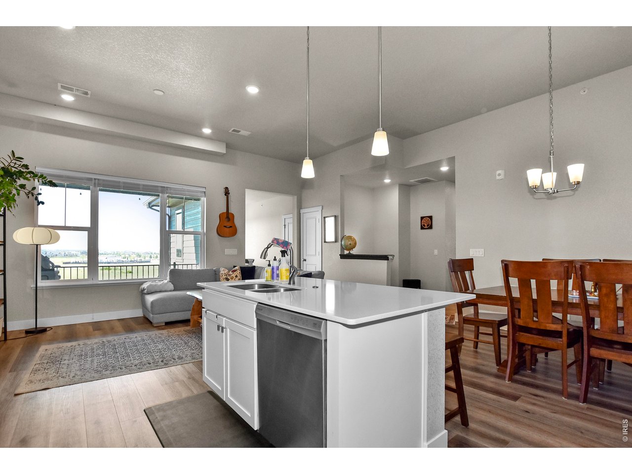 6826 School House Dr 203