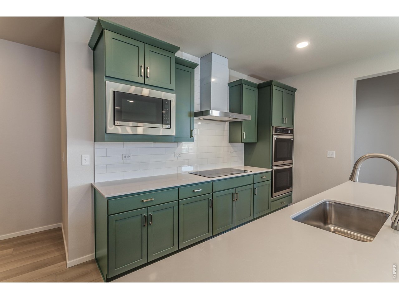 774 Trumpet Ct