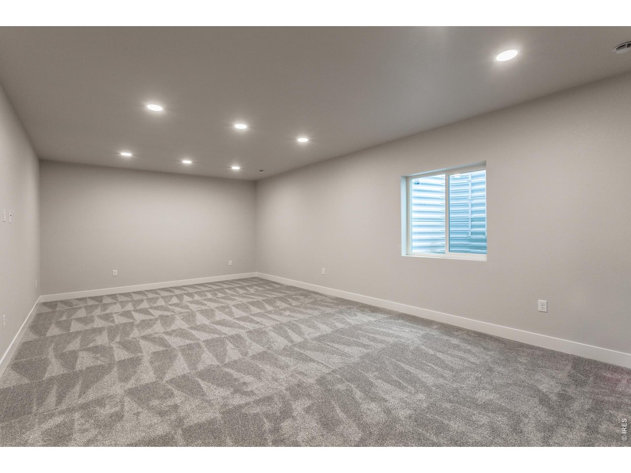774 Trumpet Ct