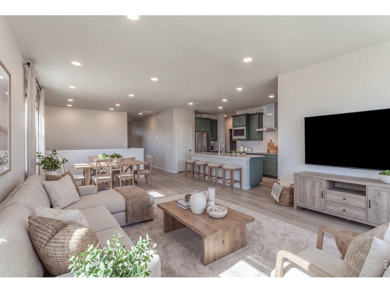 774 Trumpet Ct