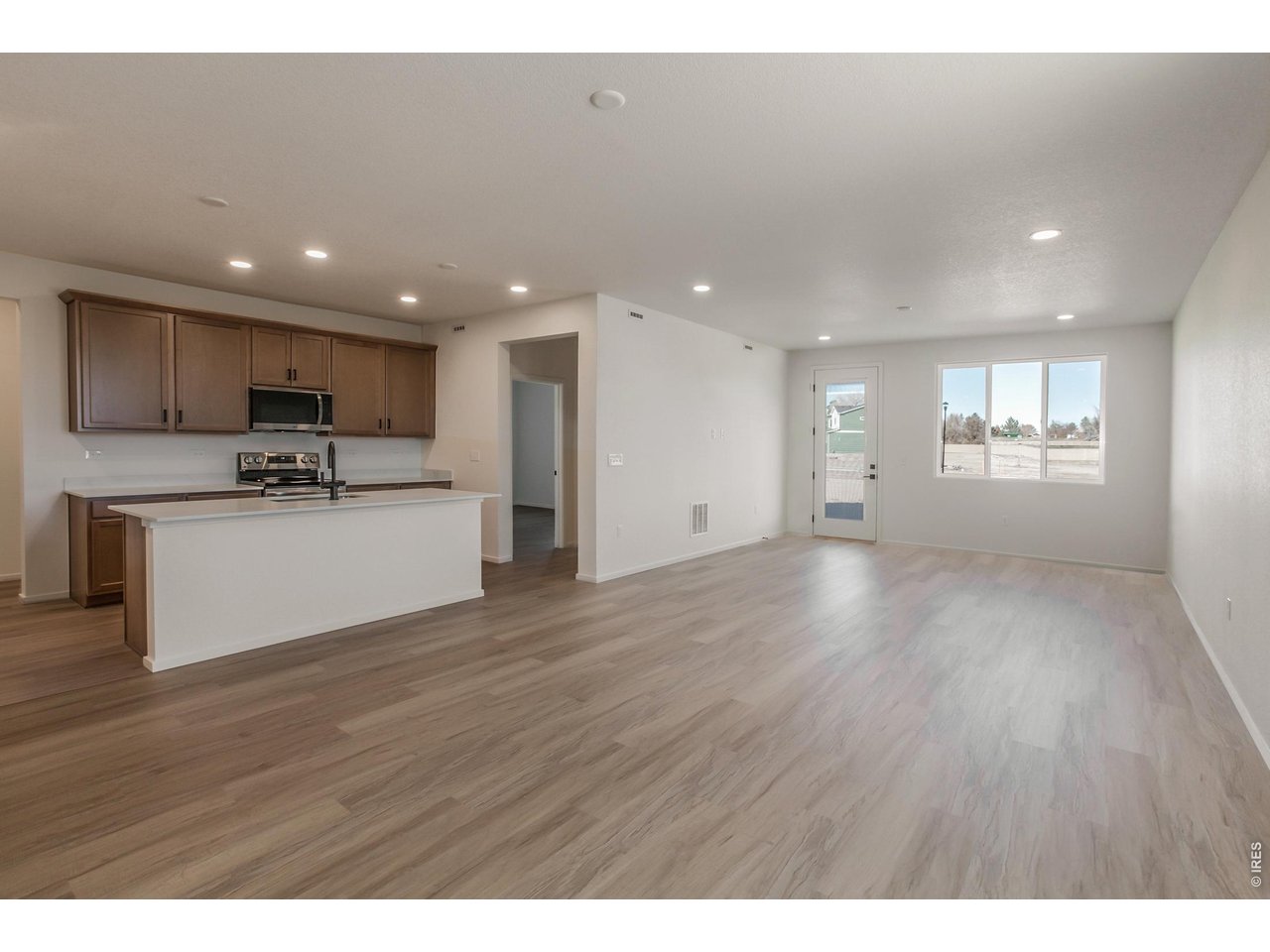 3152 Tourmaline Pl