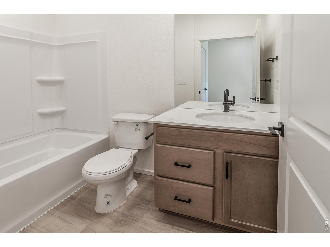 3152 Tourmaline Pl