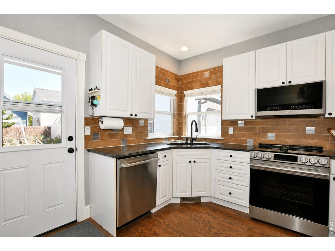 1414 Canal Dr