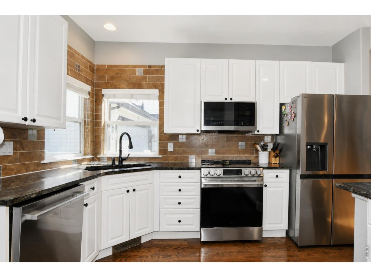 1414 Canal Dr