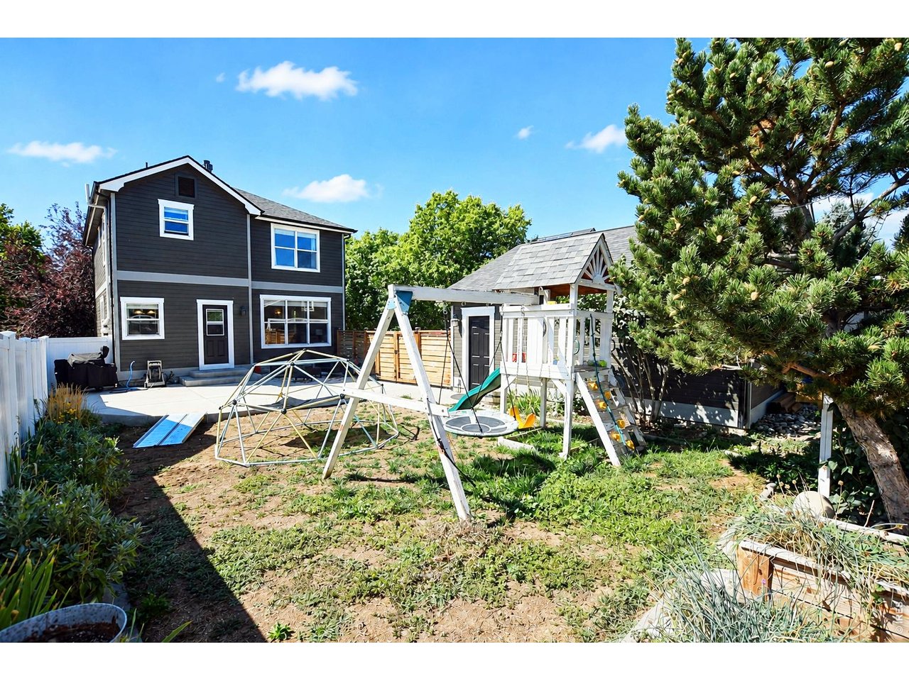 1414 Canal Dr